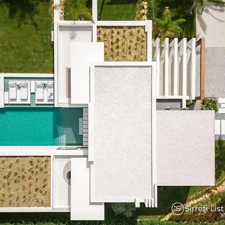 Villa Sirius: Luxury Golf Valley Retreat with Private Heated Pool-3